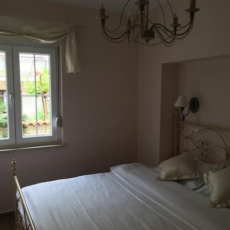 Apartment Provance Пула Екстериор снимка